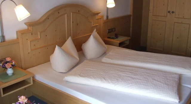 Drei Lilien, Réserver Hôtel Waldbrunn Odenwald