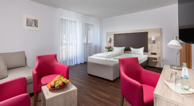 Апартаменты Hotel und Restaurant Landshuter Hof