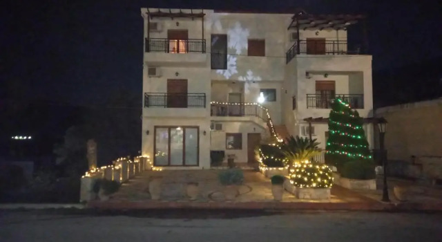 Студия Kandania Apartments