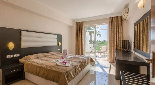 Студия Cavo D'oro Hotel