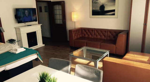 Dom Hotel Am Romerbrunnen, Prenota Hotel Altstadt-Nord Colonia