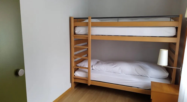 Семейный номер Standard с балконом Hotel Sherlock Holmes "nur 200m zur Gondelbahn Hasliberg"