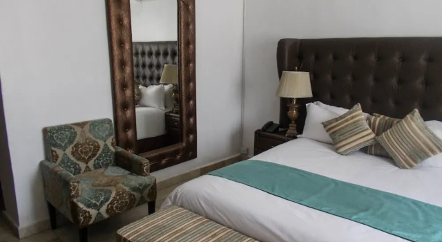 Tecla Hotel, Book Hotel Hotels in Lusaka with Parking, Parking