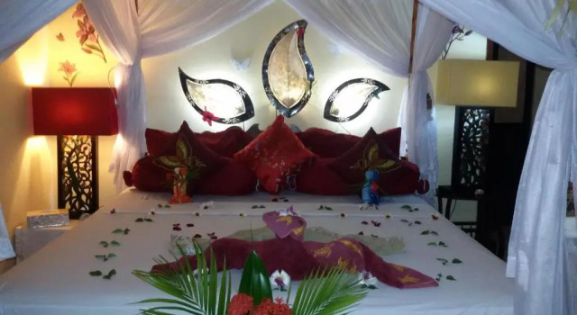 Bulih Beach Bungalows, Rezerwuj Hotel Hotele w Purwakerti z parkingiem, Parking