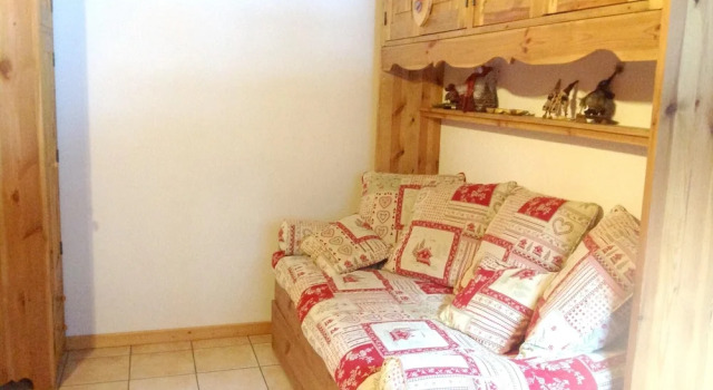 Apartment With 3 Bedrooms in Peisey-nancroix, With Wonderful Mountain View, Enclosed Garden and Wifi - 22 km From the Slopes