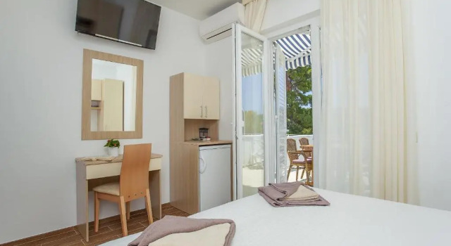 Двухместный номер Standard с балконом и с видом на море Guest House Lovrić