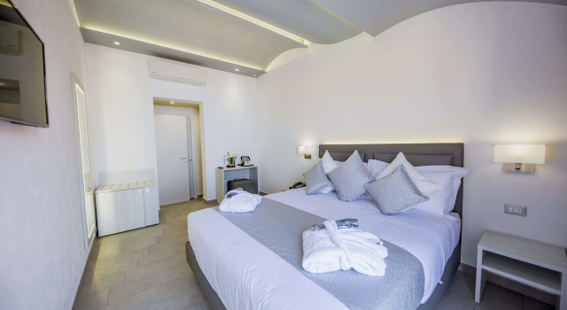 Ossuna Bay Hotel, Забронировать Бутик-отель Отели Чефалу с завтраком, рядом с Пляж Чефалу, Завтраки