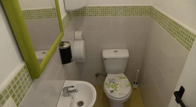 Кровать в общем номере Albergue Mar de Fora