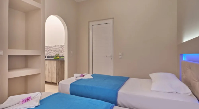 Двухместный номер Standard с балконом Savvas Hotel