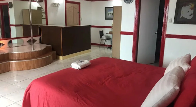 Номер Executive Kokomos Hotel and Restaurant