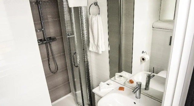 Одноместный номер Standard с балконом Mornington Hotel London Victoria