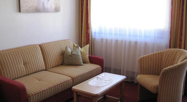 Полулюкс Apart Hotel Garni Strasser