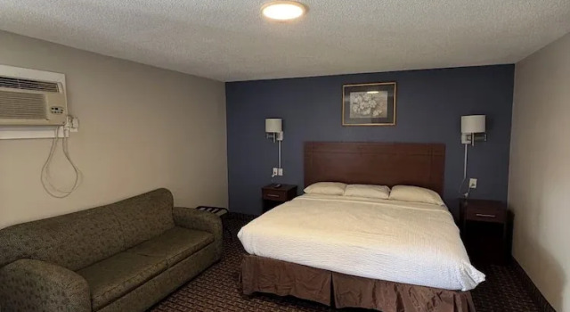 Номер Deluxe Economy Inn