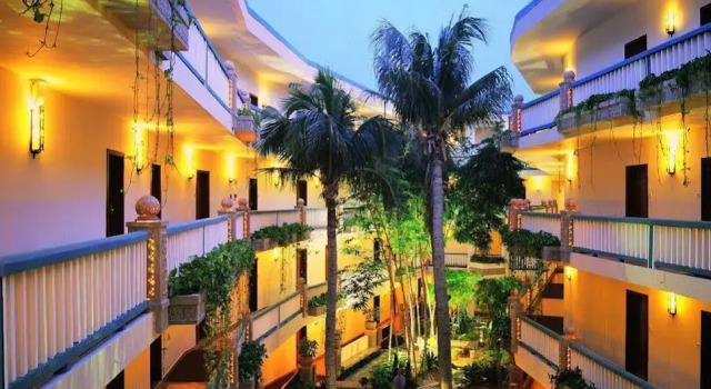 Cactus Resort Sanya by Gloria, Book Resort Sanya Hainan