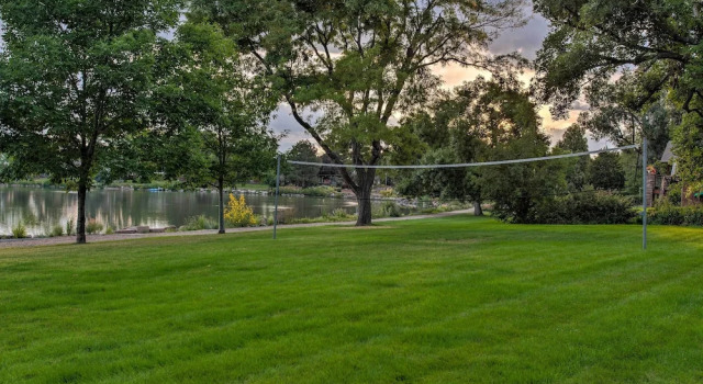 Private Lake: Family Home w/ Large Yard in Denver!, Prenota Casa vacanze Denver Colorado