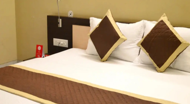 N 71 Rooms & Banquets, Забронировать Отель Отели штата Раджастхана с парковкой, Парковка