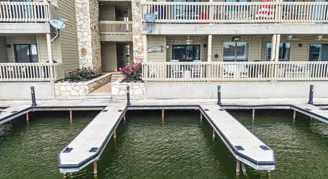 Cape Terrace Waterfront Oasis