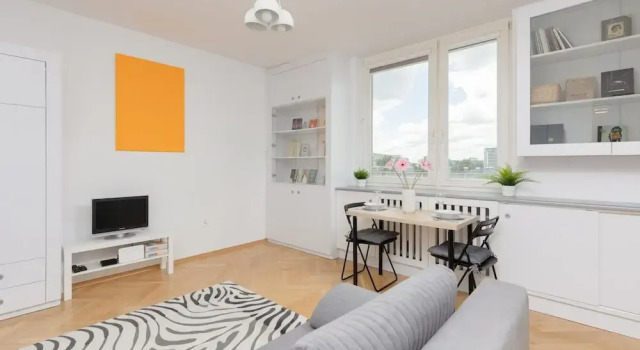 Studio Wojska Polskiego by Renters
