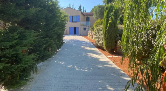 Villa Giuliani, Buchen Sie Villa Saint-André-de-Roquelongue Corbières