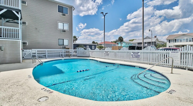 Sea Esta At Sunvillas 2 Bedroom Condo by Redawning