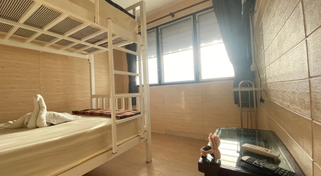 Кровать в общем номере (женский номер) Steve Lady Hostel