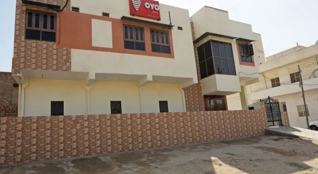 OYO 2291 Home Stay Mertiya Residency, Забронировать Отель Отели штата Раджастхана с парковкой, Парковка