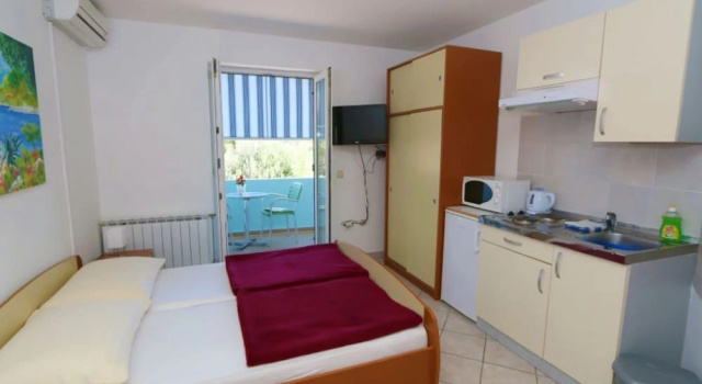 Студия Comfort Apartments Delminium with Sea View