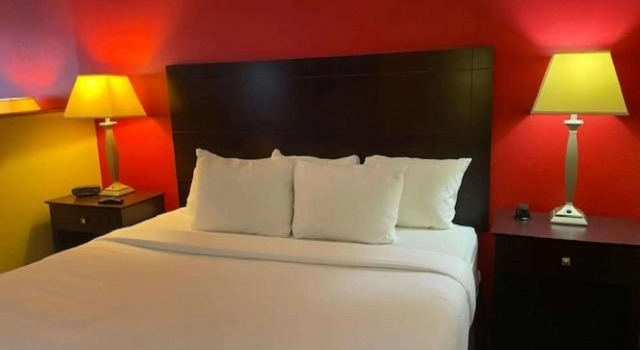 Comfort Inn & Suites at I-74 and 155, Buchen Sie Hotel Morton Illinois
