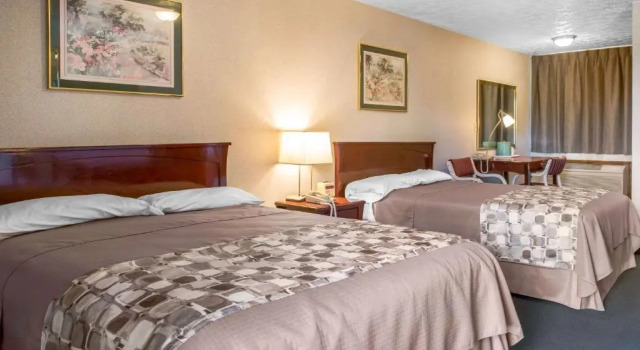 Двухместный люкс Rodeway Inn & Suites Branford - Guilford