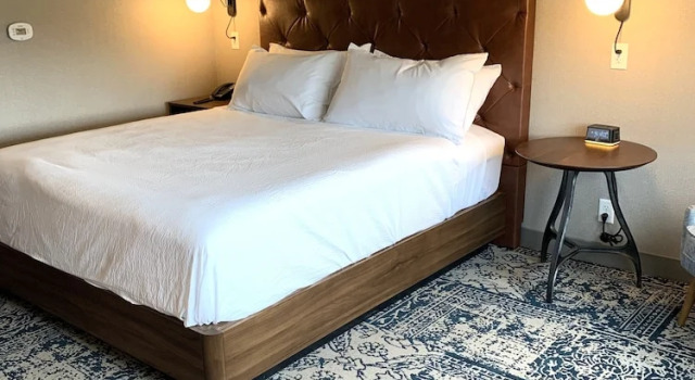 Номер Business Four Points by Sheraton Albany