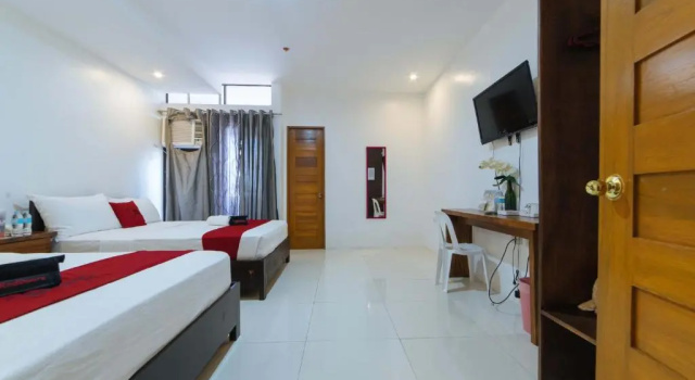 Трёхместный номер Standard RedDoorz Plus @ San Roque Roxas City