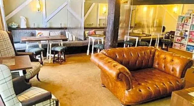 The Coach And Horses Of Compton, Забронировать Отель Отели Исторического графства Суссекса с завтраком, Завтраки