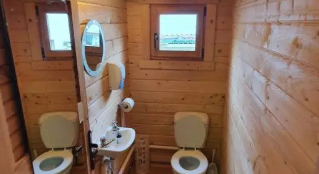 17b DB Airbnb, Забронировать Отель Отели Уэксфорд с парковкой, Парковка