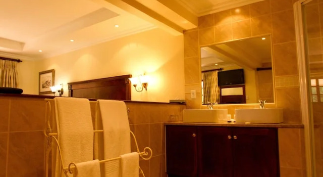 Номер Deluxe Little Tuscany Boutique Hotel