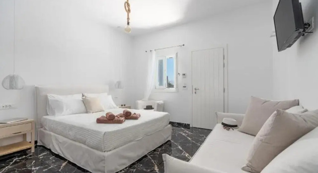 Полулюкс Le Ciel Suites & Villas