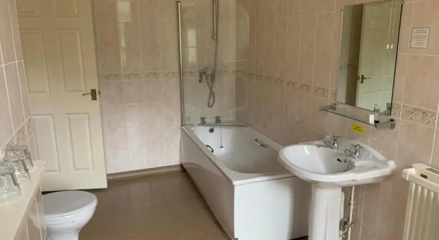 Семейный номер Standard Wortley Hall