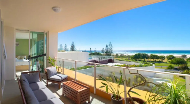 Номер Deluxe Kirra Surf Apartments