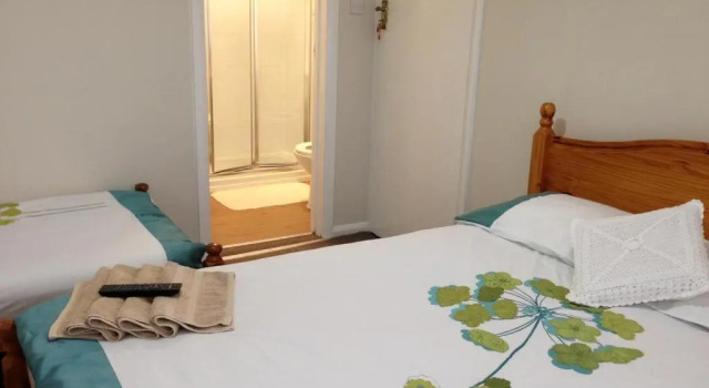 Двухместный номер Standard Apple House Guesthouse Heathrow Airport