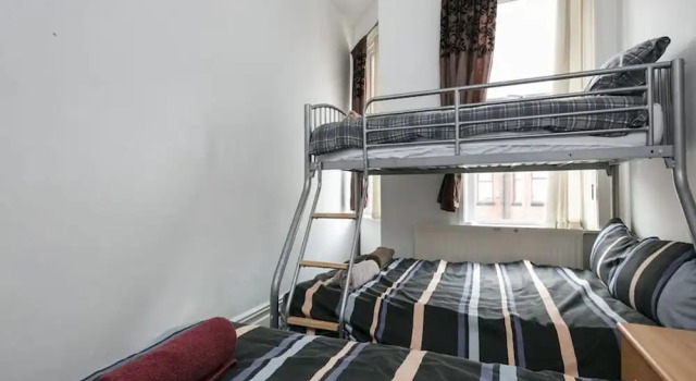 6 Bedroom Chorlton Townhouse