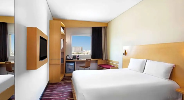 Süper çift kişilik oda Ibis Muscat