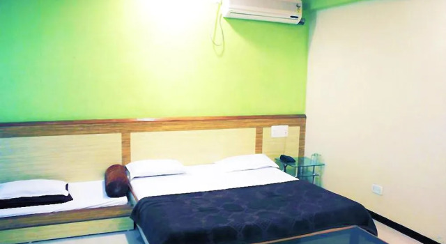 Hotel Ompark