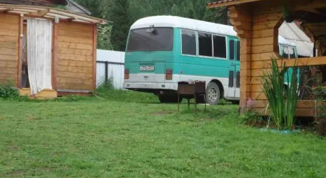 Usad'ba u Diadi Vani, Prenota Hotel Iogach Turochaksky Rayon