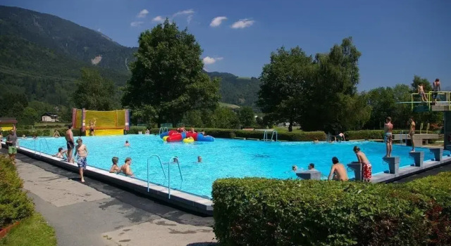 Alpencamp Kötschach- Mauthen, Rezervovat Hotel Hotely v Carinthia s parkováním, Parkování