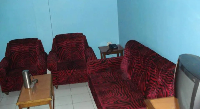 Ajatsatru Hotel