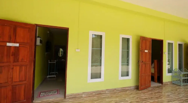 Saneha Homestay, Забронировать Отель Отели Южного Таиланда с парковкой, Парковка