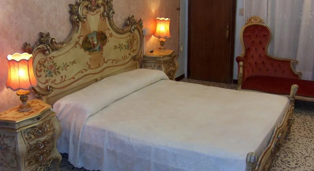 B & B Privacy