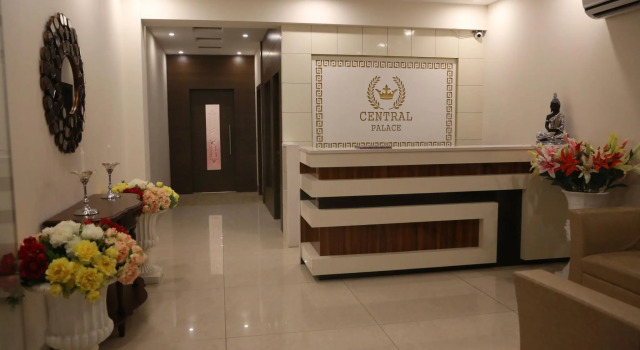 Hotel Central Palace