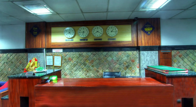 Hotel Freesia, Забронировать Отель Отели Нью-Дели с завтраком, Завтраки