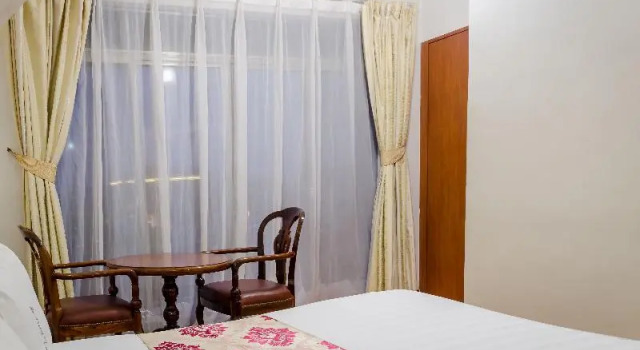 Deluxe Einzel Zimmer mit Balkon Hotel Triangle