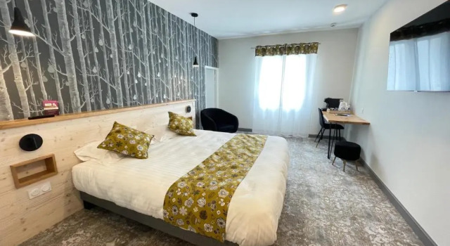 Люкс Deluxe Logis Hôtels Gnàc é Pause